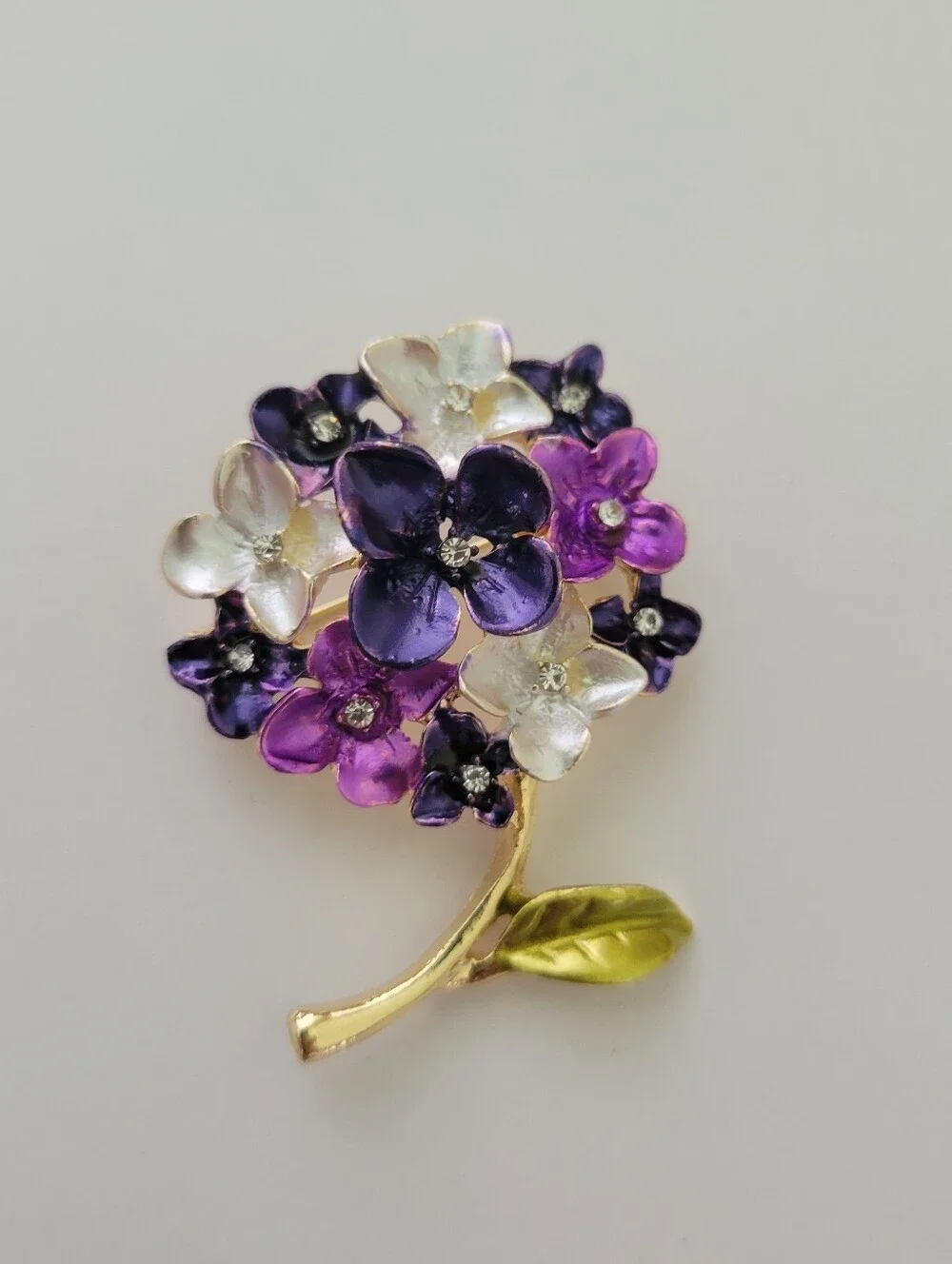 Flower brooch Pin lilac White Purple hydrangeas 3D enamel rhinestones Feminine